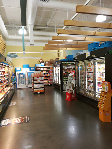 Grocery Store «The Fresh Grocer of Progress Plaza», reviews and photos, 1501 N Broad St, Philadelphia, PA 19122, USA