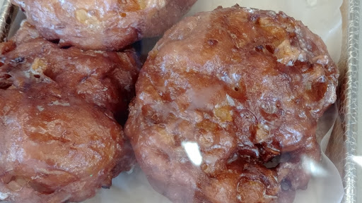 Donut Shop «Jolly Pirate Donuts», reviews and photos, 3118 Southwest Blvd, Grove City, OH 43123, USA