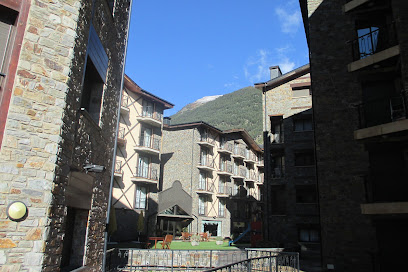 Restaurant Lips Andorra - Carretera de Arinsal, AD400 Arinsal, Andorra