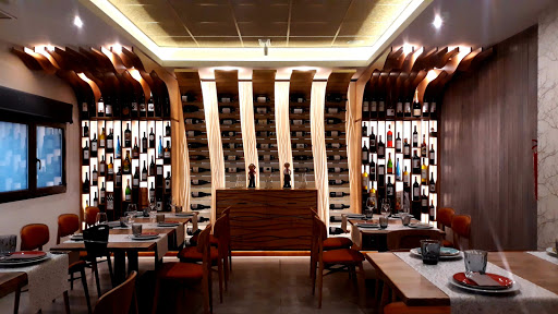 La Tapica Restaurante-Carmen & Francisco -