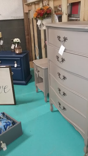 Antique Store «Pioneer General Store Antique Market», reviews and photos, 8244 Thornton Ave, Leeds, AL 35094, USA