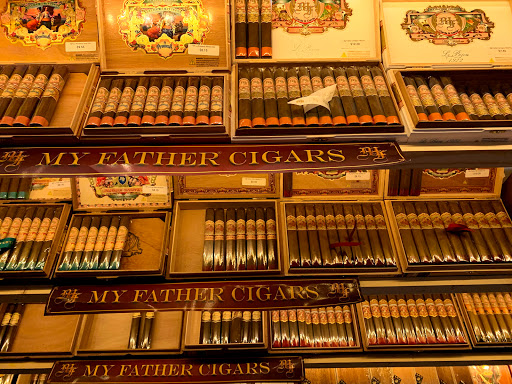 Tobacco Shop «Hogshead Cigar Lounge», reviews and photos, 9849 Jefferson Davis Hwy #106, Fredericksburg, VA 22407, USA