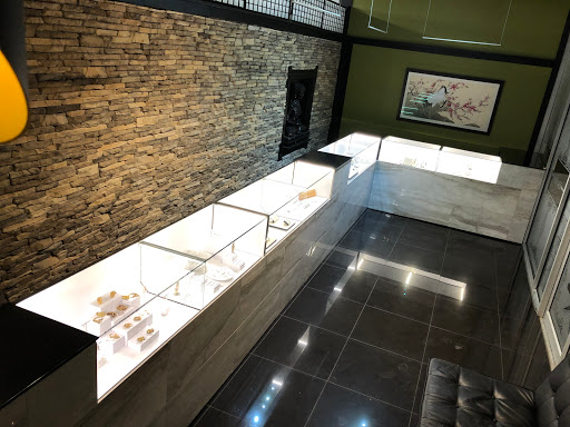 Explore simple hummingbird tattoo ideas, creative tattoo ideas in Addison, available at Cat Tattoo