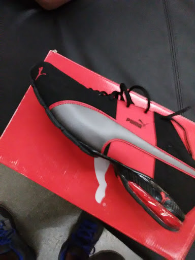 Clothing Store «Nike Factory Store», reviews and photos, 3905 Eagan Outlets Pkwy #200, Eagan, MN 55122, USA