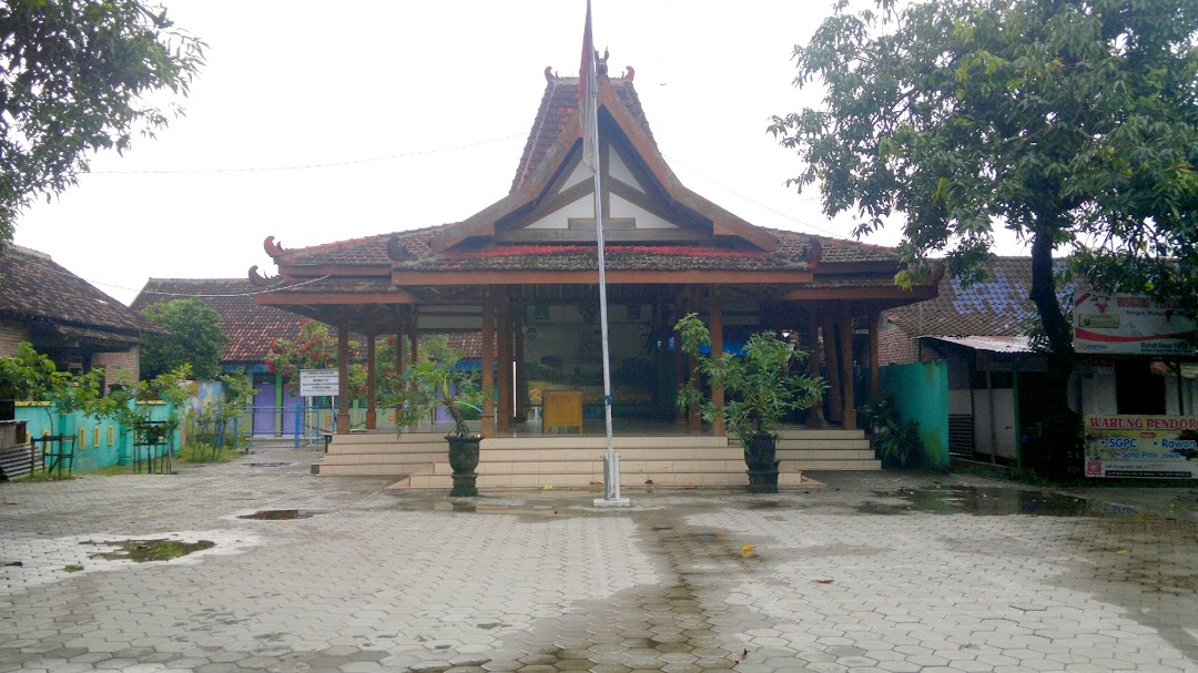 Kantor Kelurahan Wungu, Madiun, Jawa Timur