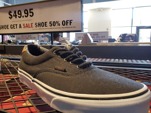 Shoe Store «Vans», reviews and photos, 917 Lifestyle St, Manteca, CA 95337, USA