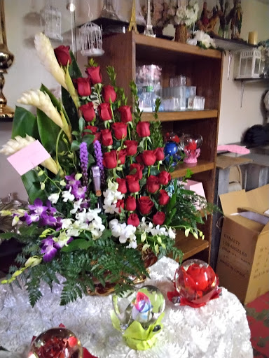 Florist «Floreria La Orquidea», reviews and photos, 510 S 1st St, Yakima, WA 98901, USA