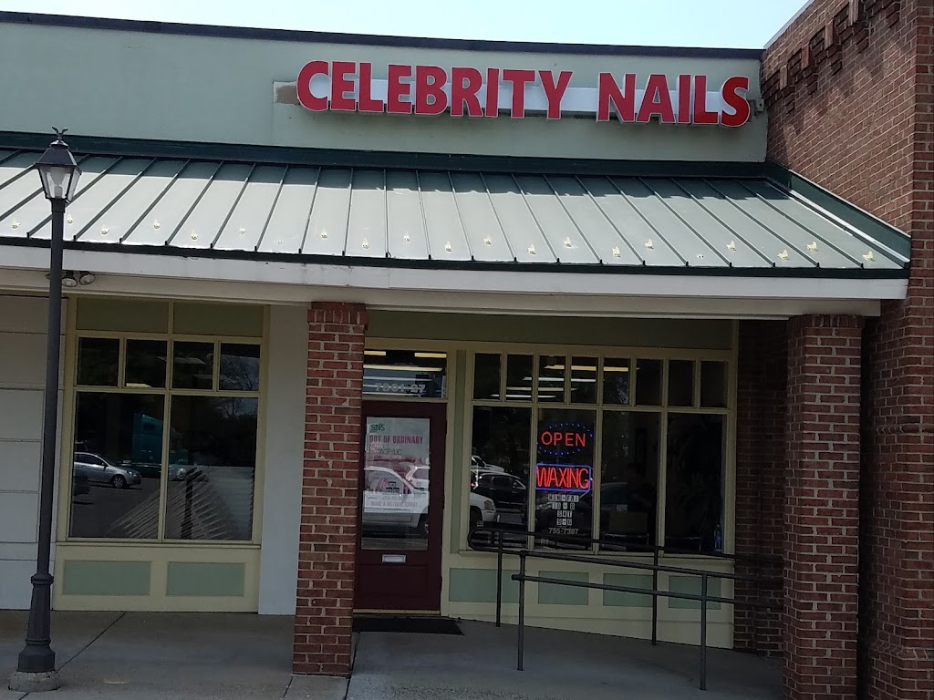 Celebrity Nails 23294