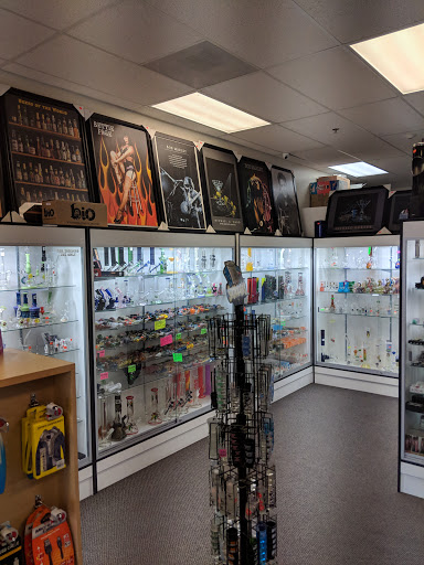 Tobacco Shop «Habits Vape & Smoke shop», reviews and photos, 8391 Folsom Blvd, Sacramento, CA 95826, USA