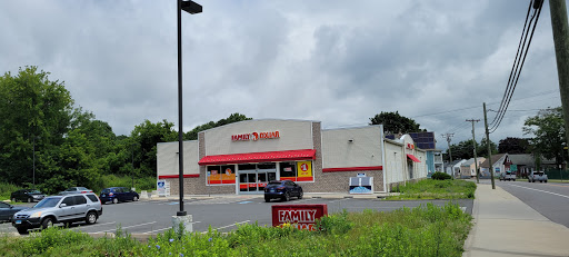 Dollar Store «FAMILY DOLLAR», reviews and photos, 165 Main St, Willimantic, CT 06226, USA