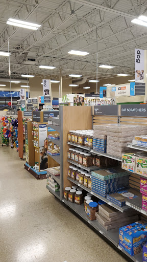 Pet Supply Store «PetSmart», reviews and photos, 2435 Prairie Center Pkwy, Brighton, CO 80601, USA