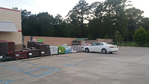 Home Improvement Store «Tractor Supply Co.», reviews and photos, 1884 N Collins Blvd, Covington, LA 70433, USA