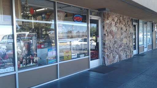 Grocery Store «Raj Grocery Store», reviews and photos, 1034 W Yosemite Ave, Manteca, CA 95337, USA