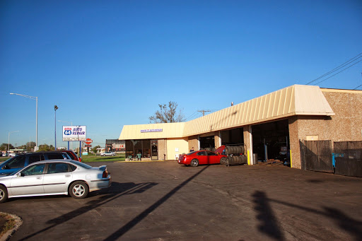 Auto Repair Shop «Route 64 Auto Repair», reviews and photos, 8 W N Ave, Villa Park, IL 60181, USA