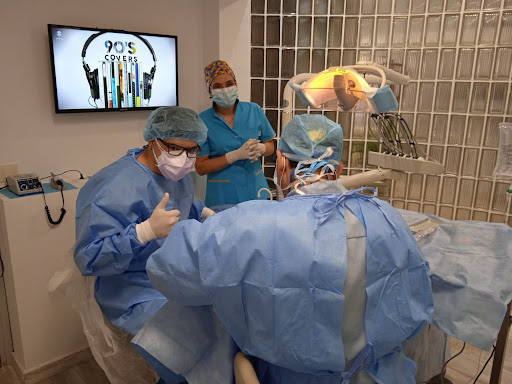 Clínica Dental Cataldent en Roses, Girona