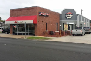 Pizza Hut image