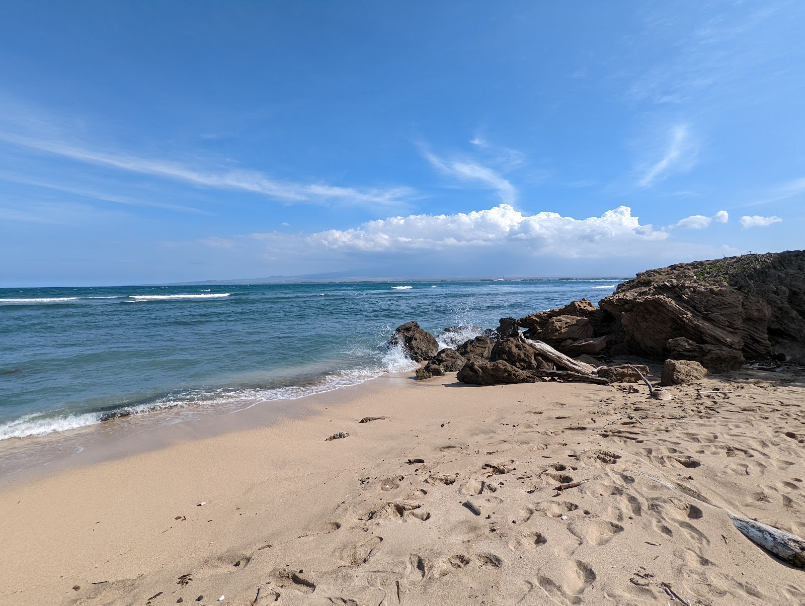 Foto van Waiehu Beach met hoog niveau van netheid