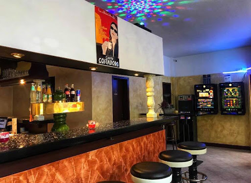 Colonia - Bar & Grill