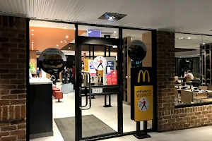 McDonald's Blaxland image