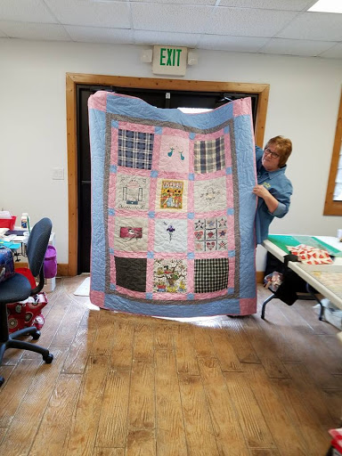 Antique Store «Junction on 3», reviews and photos, 247 N Main St, Rushville, IN 46173, USA