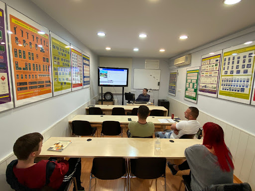 Autoescuela Villanueva, Autoescuela en Villanueva de Gállego,Zaragoza