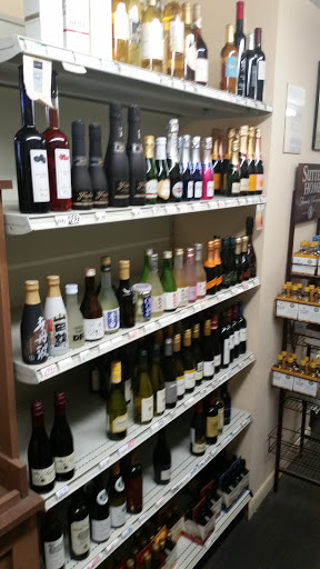 Liquor Store «Darien Discount Wines and Spirits», reviews and photos, 353 Post Rd, Darien, CT 06820, USA