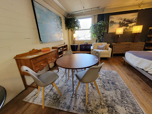 Furniture Store «What’s New? Furniture», reviews and photos, 439 SE Grand Ave, Portland, OR 97214, USA