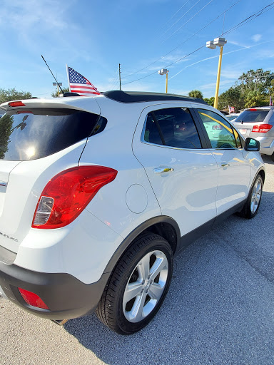 Used Car Dealer «American Car Center», reviews and photos, 8350 Park Blvd N, Seminole, FL 33777, USA