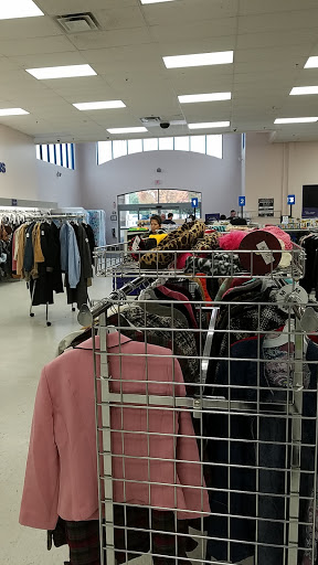 Thrift Store «Goodwill», reviews and photos, 390 Plaza Dr, Folsom, CA 95630, USA