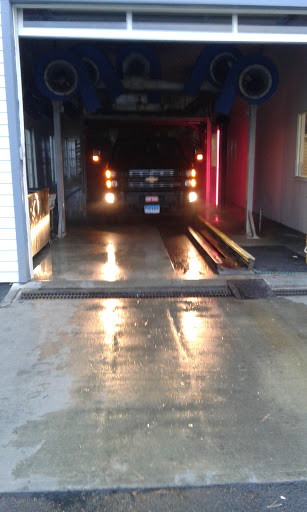 Car Wash «Personal Touch Litchfield Full Service Car Wash», reviews and photos, 475 Bantam Rd, Litchfield, CT 06759, USA