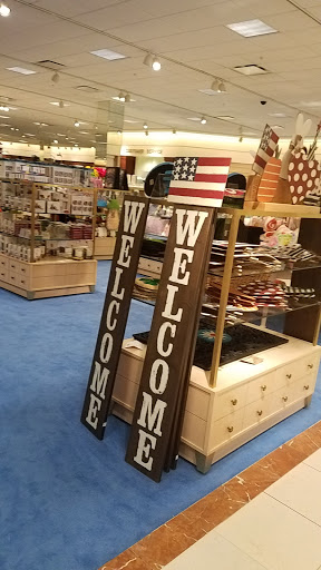 Department Store «Von Maur», reviews and photos, 1530 Polaris Pkwy, Columbus, OH 43240, USA