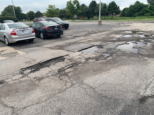 Movie Theater «AMC Showplace Schererville 16», reviews and photos, 875 Deer Creek Dr, Schererville, IN 46375, USA