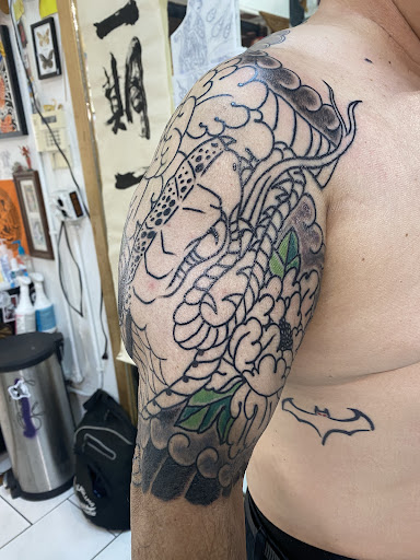 Explore zodiac tattoo ideas, creative tattoo ideas in Honolulu, available at 434 TATTOO WAIKIKI