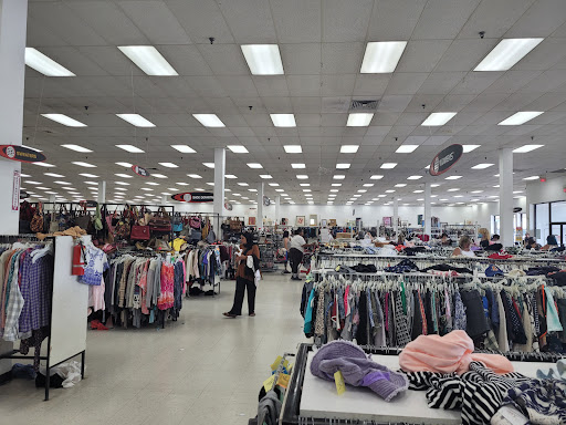 Thrift Store «Value World», reviews and photos, 22615 Ecorse Rd, Taylor, MI 48180, USA