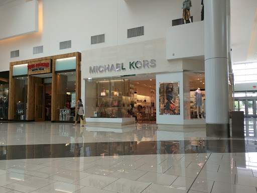 Michael Kors, 2000 NJ-38 #1137, Cherry Hill, NJ 08002, USA, 