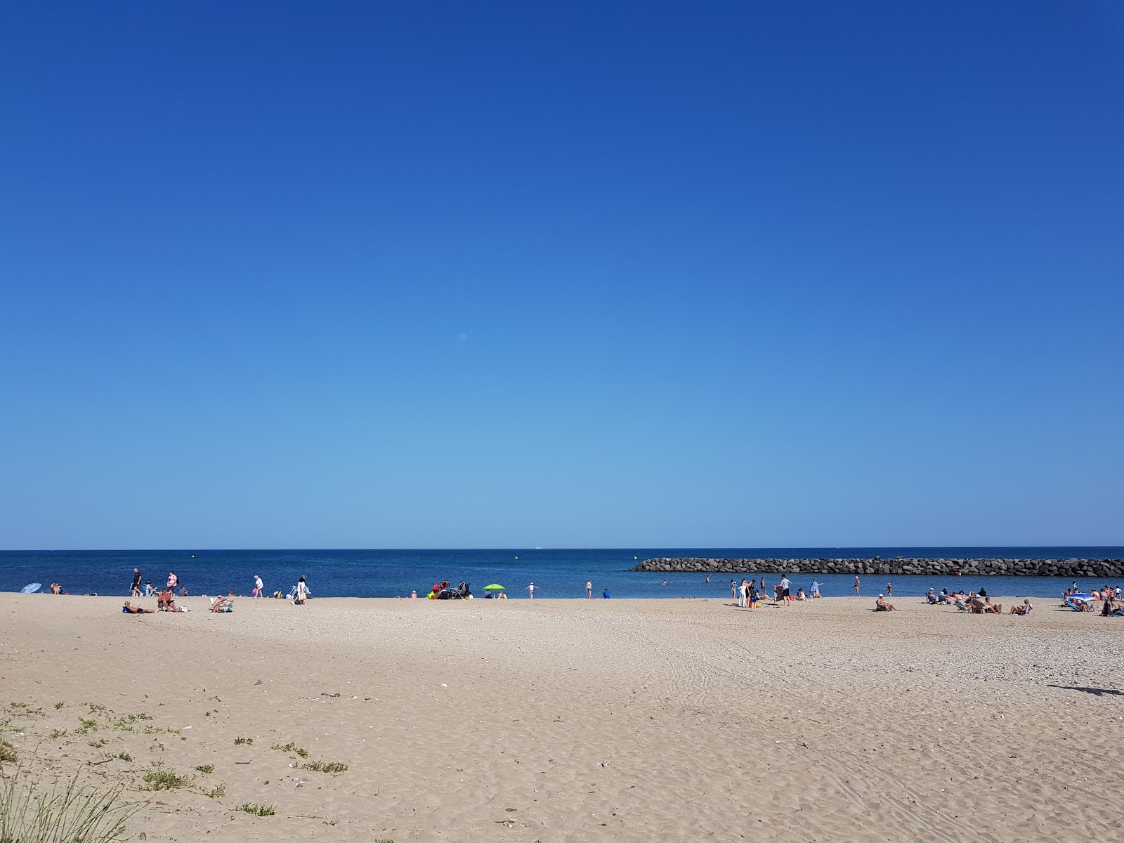 Le Mole beach photo #8