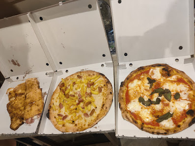 Pizzeria Malù Via Roma, 202, 84092 Bellizzi SA, Italia