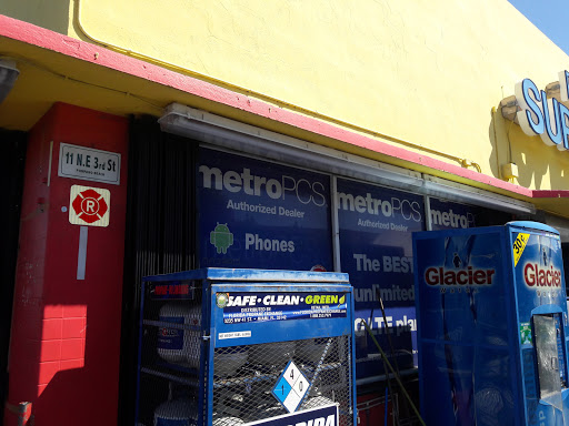 Supermarket «Pompano Supermarket», reviews and photos, 11 NE 3rd St, Pompano Beach, FL 33060, USA