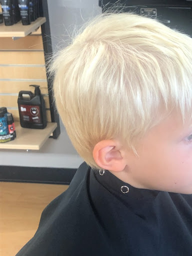 Hair Salon «Sport Clips Haircuts of Okatie», reviews and photos, 198 Okatie Village Dr Ste. 104, Bluffton, SC 29910, USA