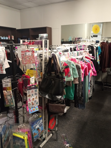 Shopping Mall «Village Square Shopping Center», reviews and photos, 2800 Recker Hwy, Winter Haven, FL 33880, USA