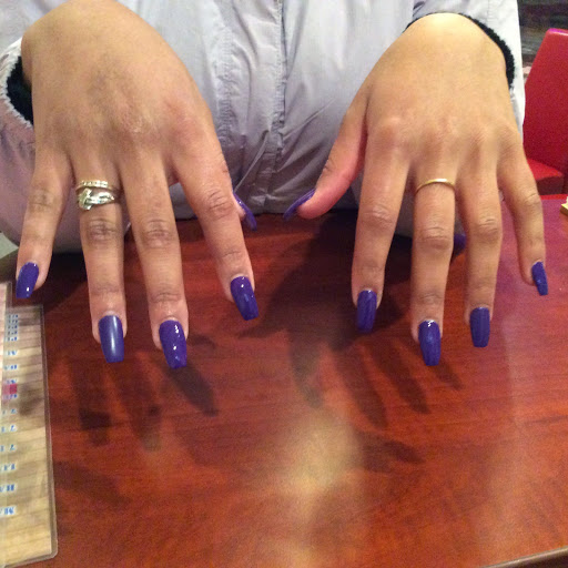 Nail Salon «7 nails and spa», reviews and photos, 225 Snelling Ave N, St Paul, MN 55104, USA