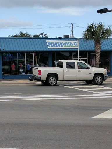 Sporting Goods Store «Run With It», reviews and photos, 170 Miracle Strip Pkwy SE, Fort Walton Beach, FL 32548, USA