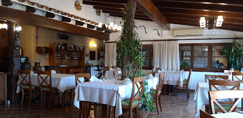 Mas Ullastre Restaurant - ctra capmany a vilajuïga s/n, Ullastre, 17751 Sant Climent Sescebes, Girona, Spain