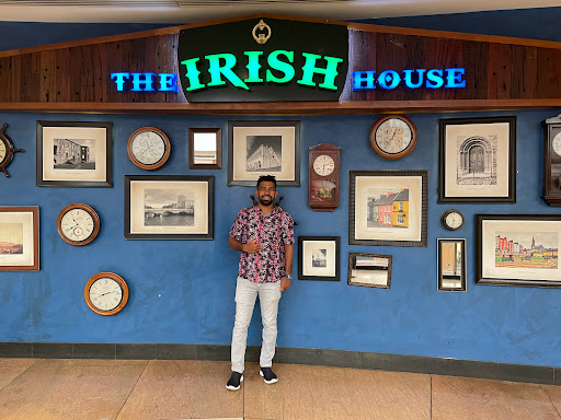 द आयरिश हाउस