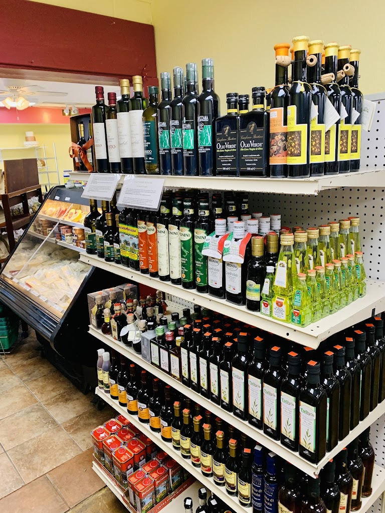 Tully's Italian Deli 87110