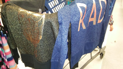 Discount Store «Fallas Stores», reviews and photos, 8315 Indianapolis Blvd, Highland, IN 46322, USA