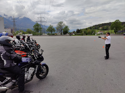 Motorrad Fahrtechnik Training