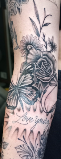 Explore easy beginner tattoo ideas, creative tattoo ideas in Shippensburg, available at LAZY WIZARD TATTOOS