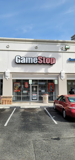 Video Game Store «GameStop», reviews and photos, 821 E Commercial Blvd, Oakland Park, FL 33334, USA
