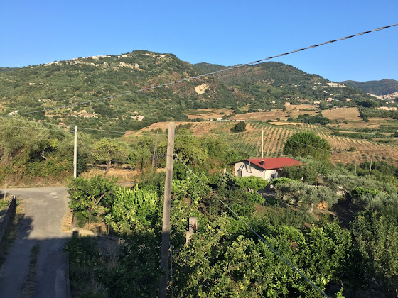 Photo Casa di campagna Mortarelli N 16 98064 Murmari